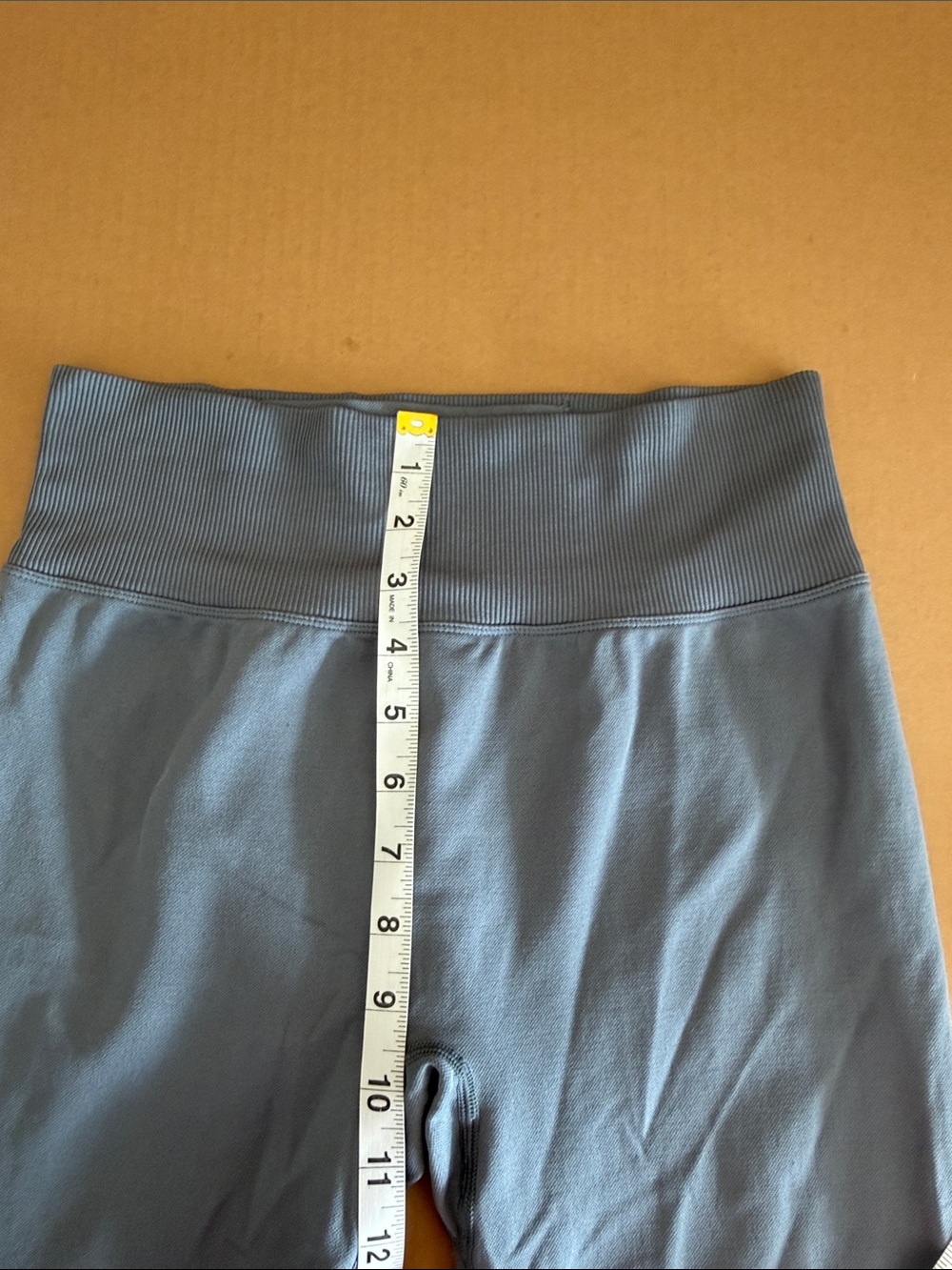 PINK Active Gray / Blue Leggings size medium - Picture 4 of 6